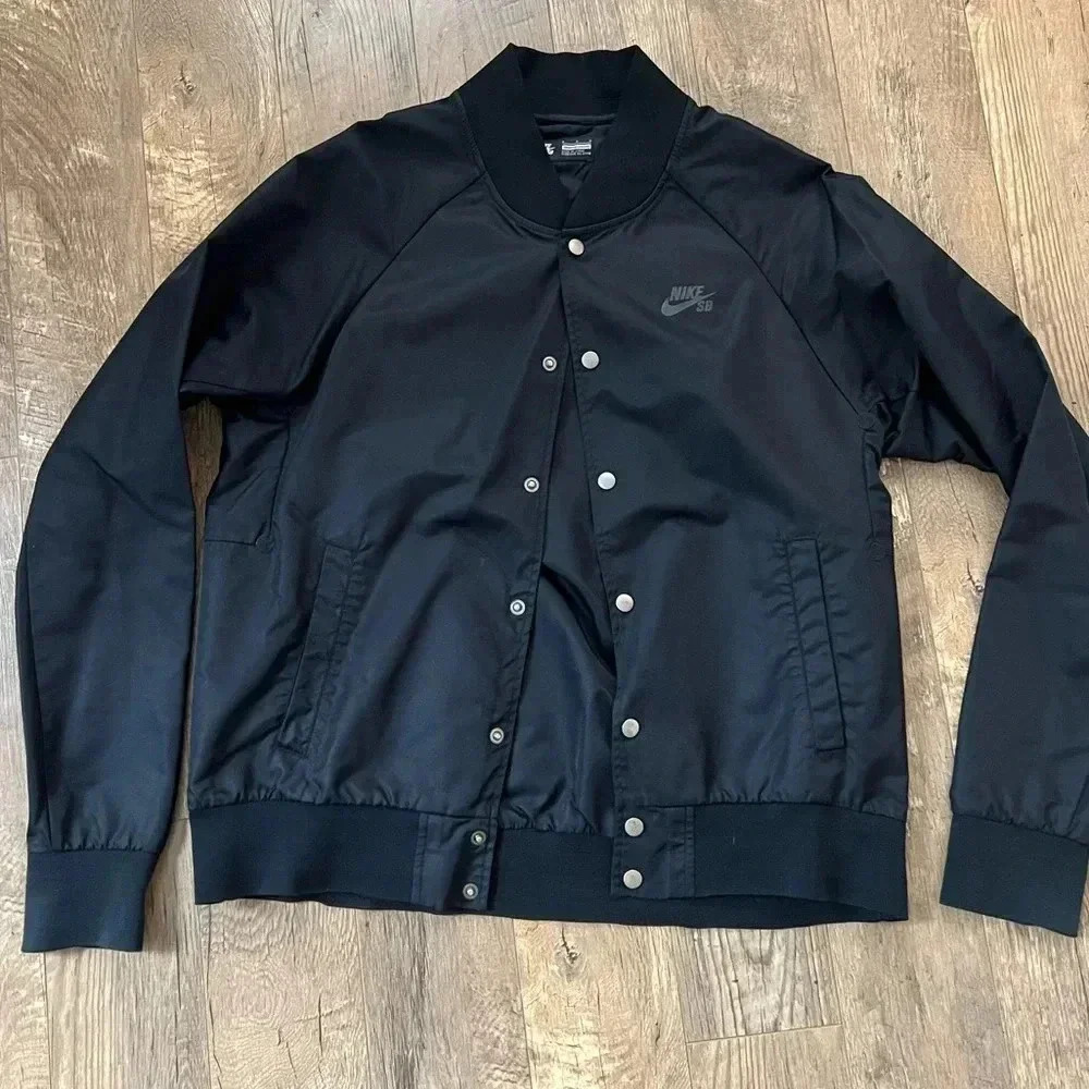 Nike sb skater bomber jacket